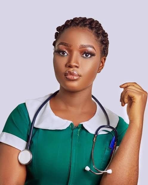 The Unwavering Compassion of a Healthcare Hero: The Nurse Who Changed a Life on the Highway