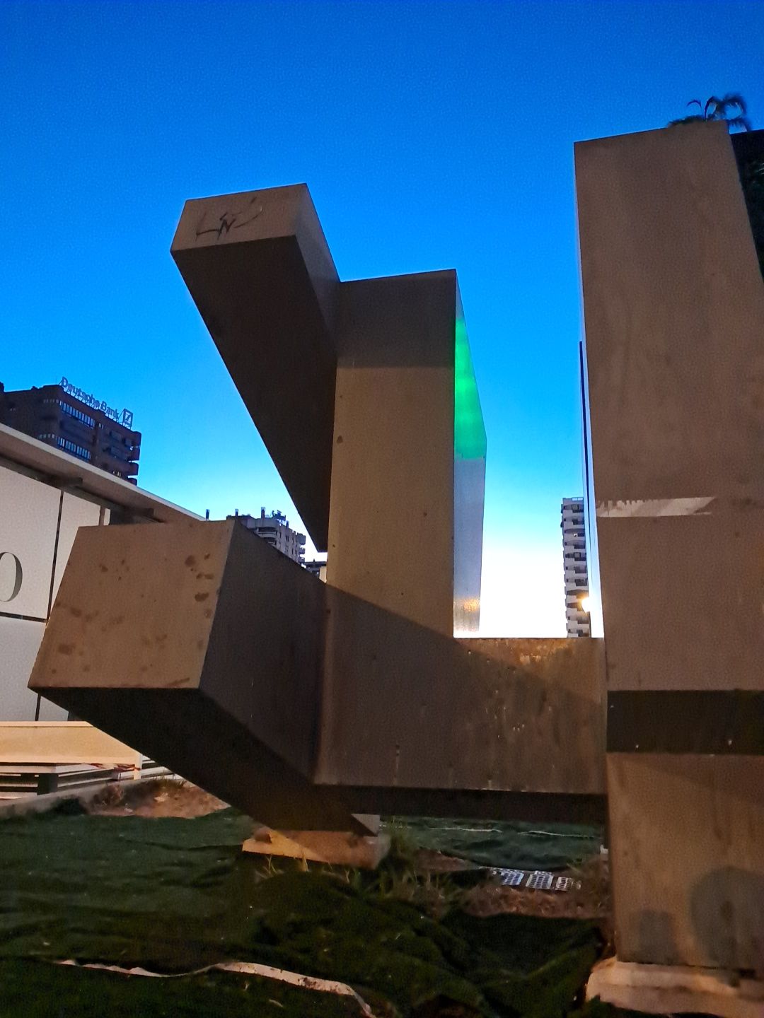 Pieter Burgs's post on Goodwall - This sculpture has a brutalist and ...